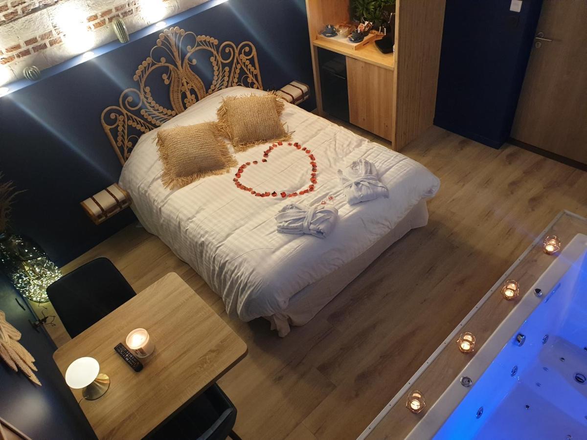 La Parenthese Envoutee Aparthotel อาเมียงส์ ภายนอก รูปภาพ
