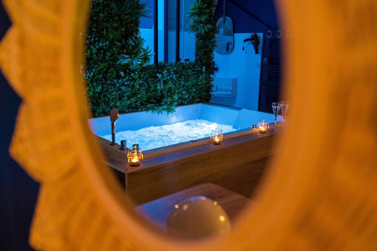 La Parenthese Envoutee Aparthotel อาเมียงส์ ภายนอก รูปภาพ