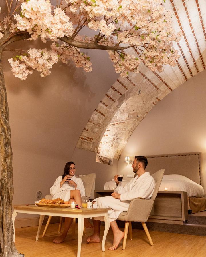 La Parenthese Envoutee Aparthotel อาเมียงส์ ภายนอก รูปภาพ