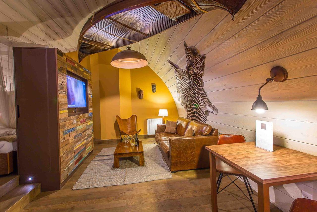 La Parenthese Envoutee Aparthotel อาเมียงส์ ภายนอก รูปภาพ